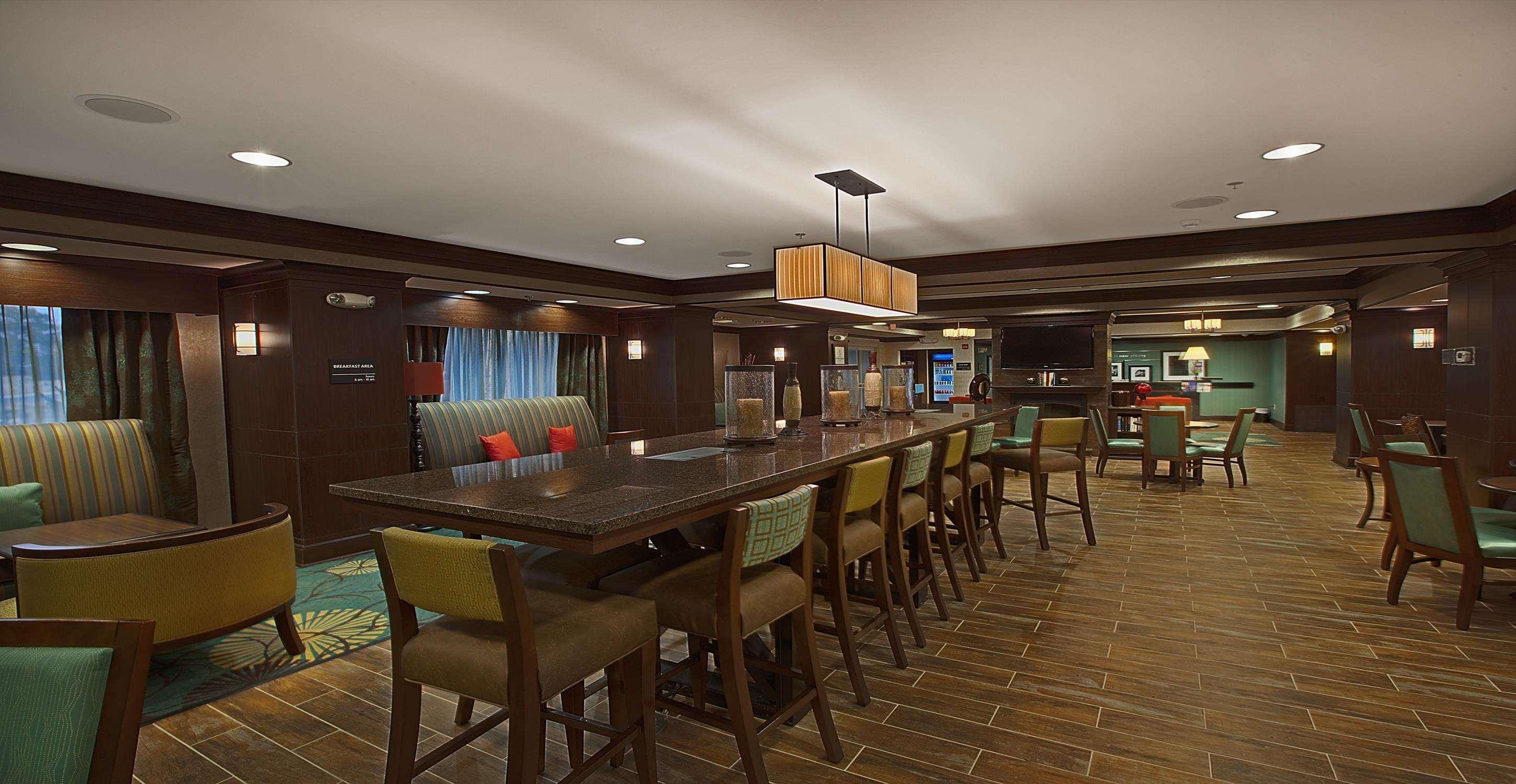 Hampton Inn New Albany Restoran gambar