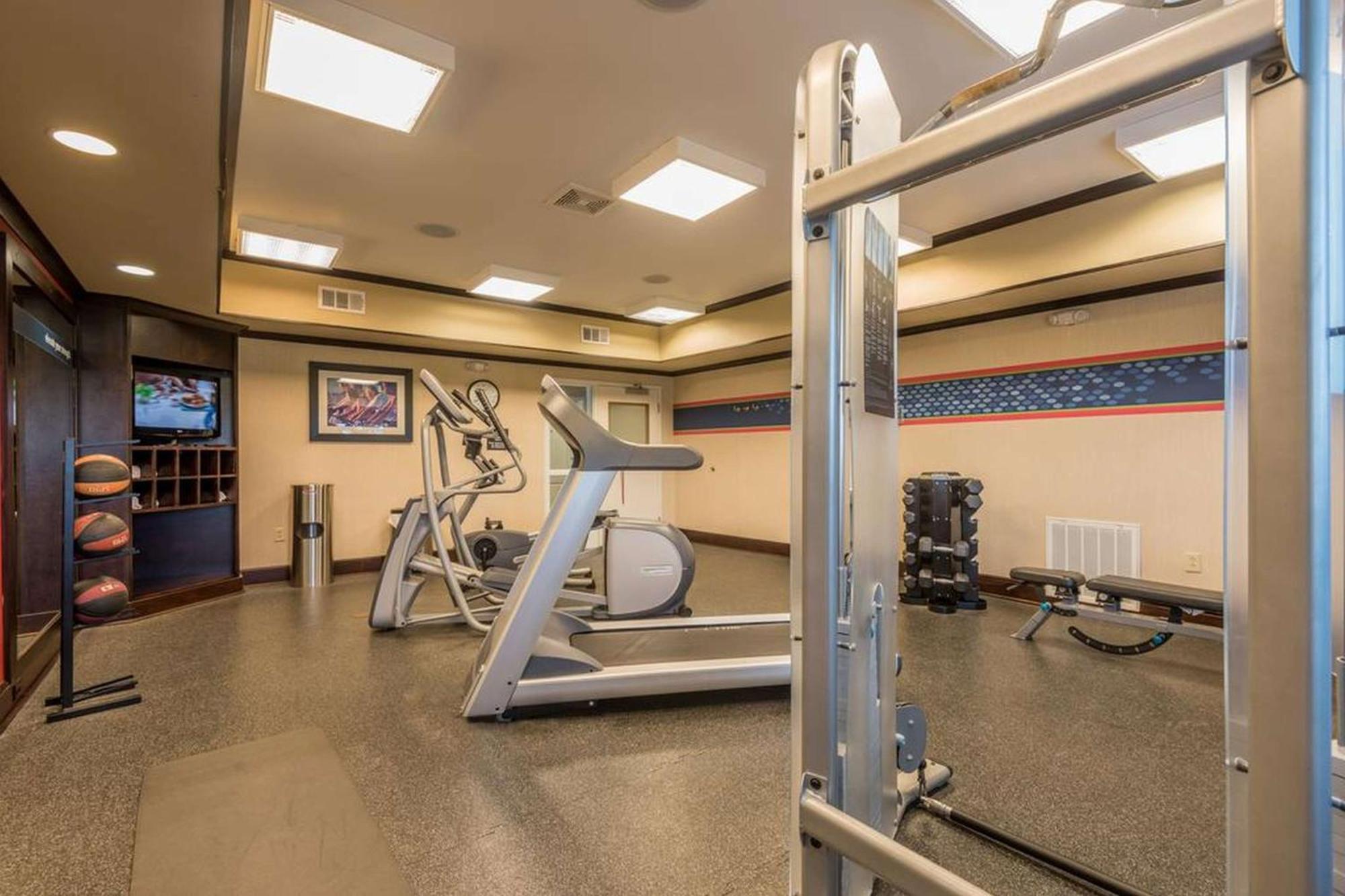 Hampton Inn New Albany Luaran gambar