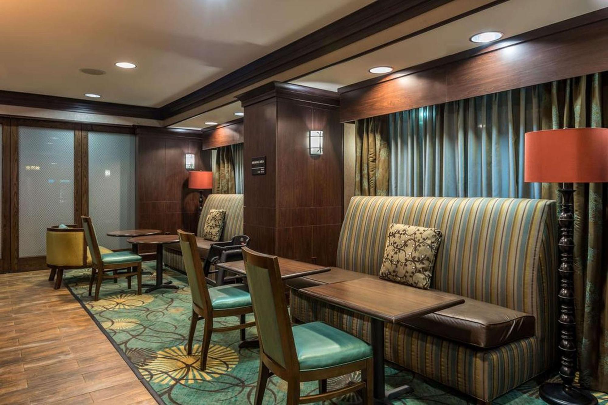 Hampton Inn New Albany Luaran gambar