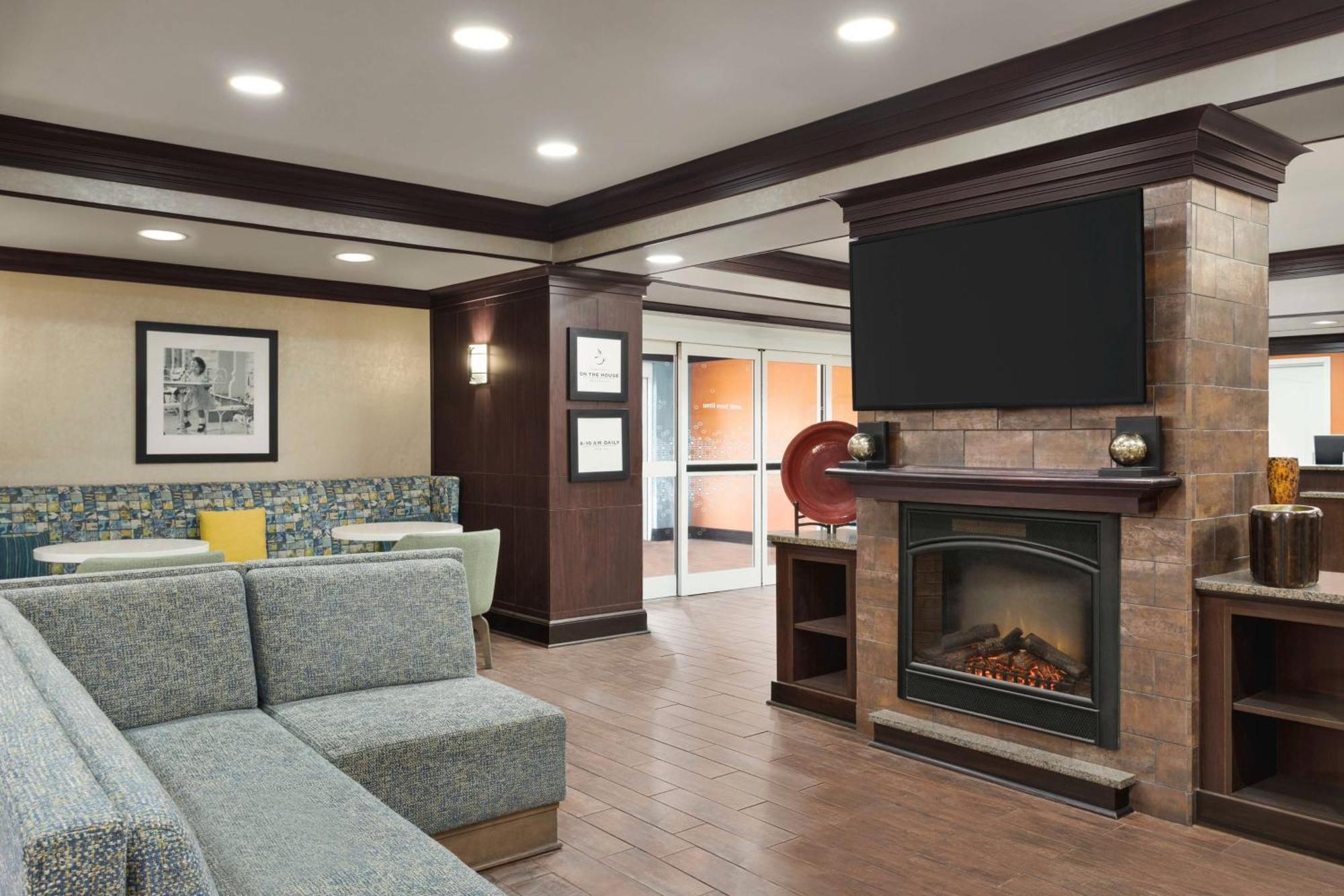 Hampton Inn New Albany Luaran gambar